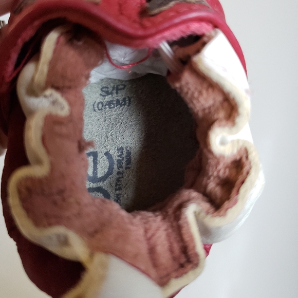 3/$20 Joe Fresh leather Christmas reindeer baby moccasin soft sole shoes 0-6M - Picture 6 of 9